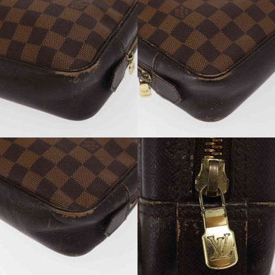 $1130 1998 LOUIS VUITTON Damier Ebene Toiletry Bag 25 CA0968