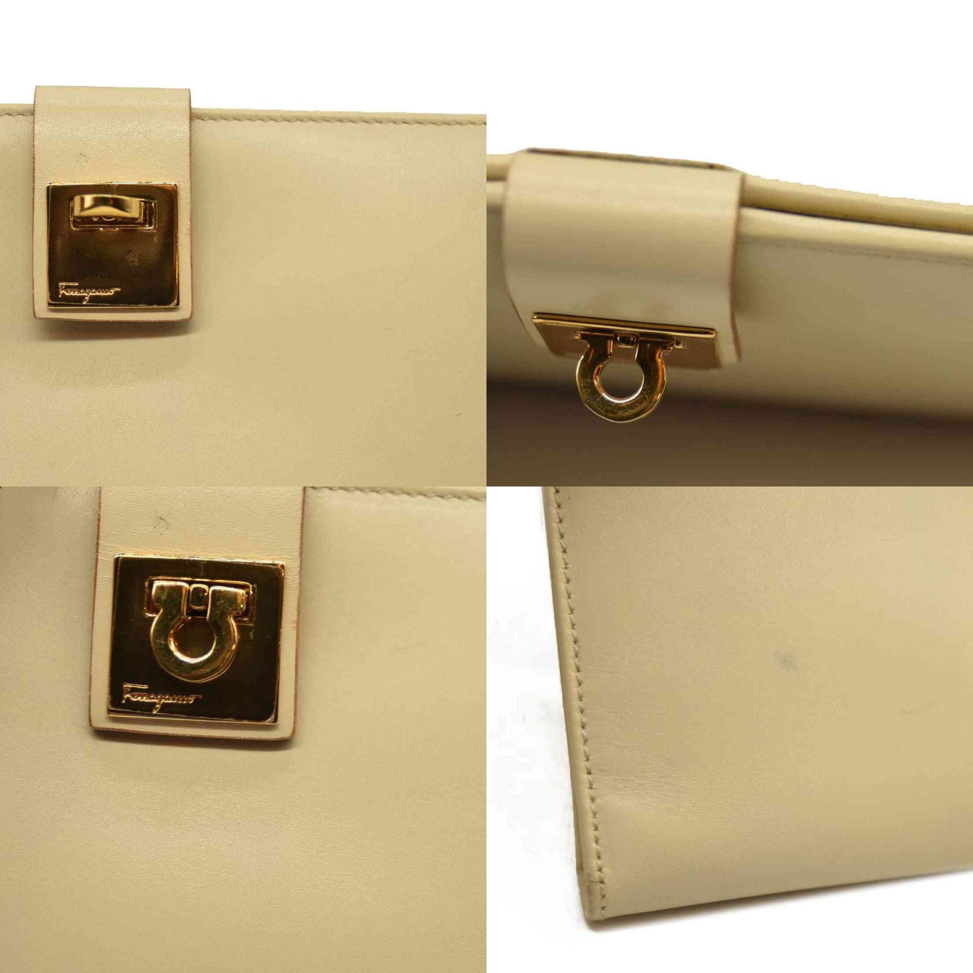 Salvatore Ferragamo Gancini Clip Leather Long Bifold Wallet Ivory CONSIGNMENT 10020992