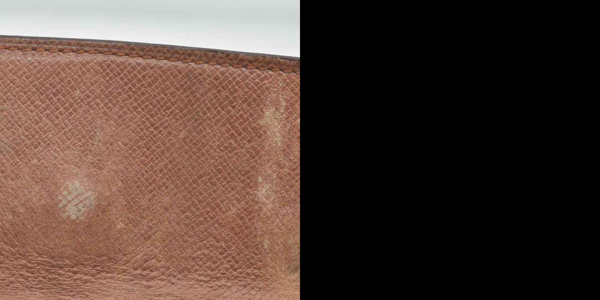 $345 Louis Vuitton  Monogram Key Holder