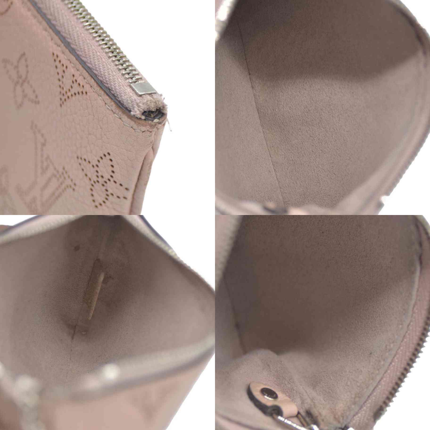 AUCTION Louis Vuitton  Mahina Key Pouch Magnolia