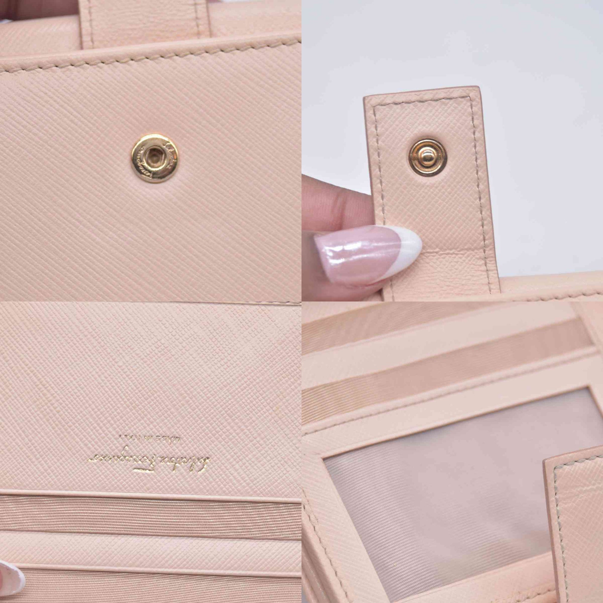 $565 SALVATORE FERRAGAMO Saffiano Gancini Bar Compact Wallet Light Pink CONSIGNMENT