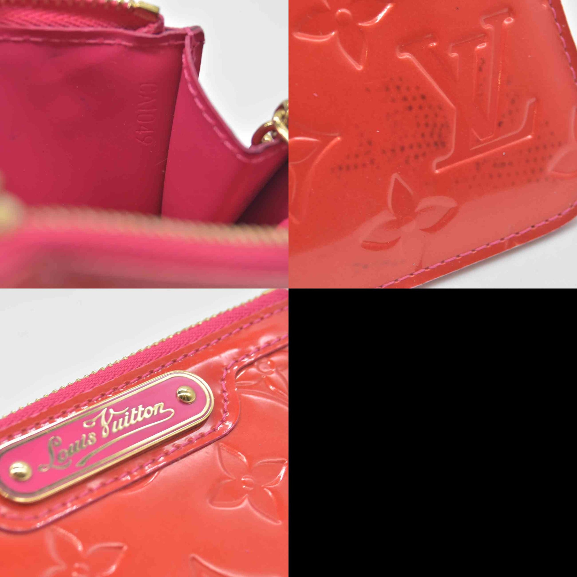 $390 2009 Louis Vuitton Monogram Vernis Key Pouch Pink CA1049