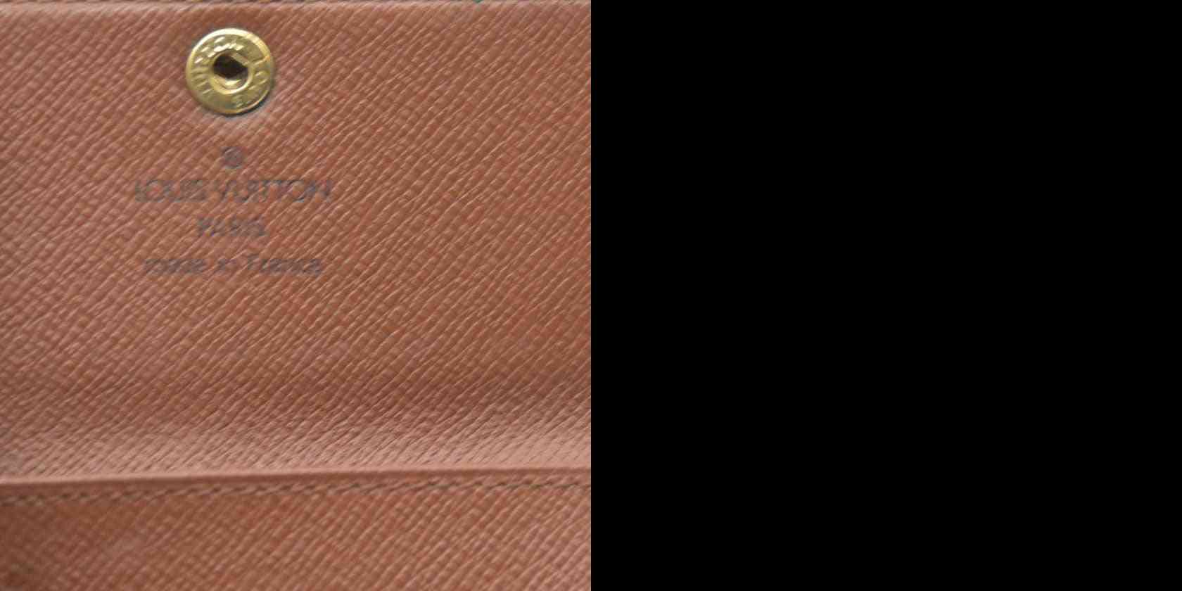 AUCTION $295 Louis Vuitton Monogram Multiples 4 Ring Key Holder