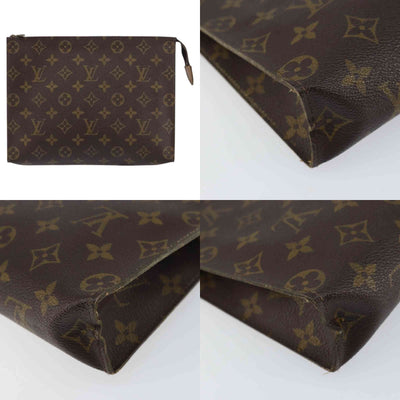 $760 LOUIS VUITTON Monogram Toiletry Pouch 26 France