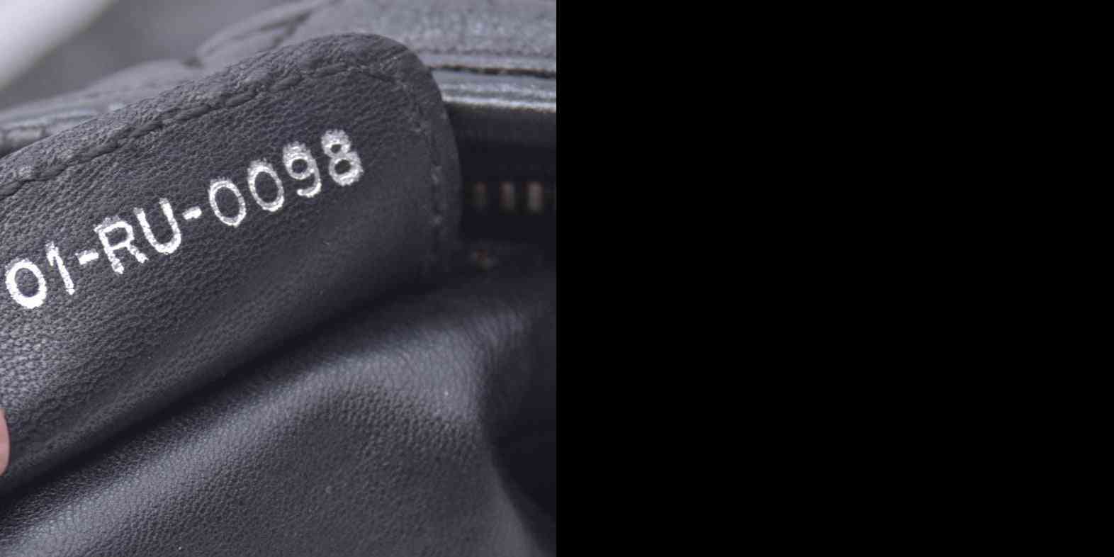 $2400 CHRISTIAN DIOR Black Cannage Quilted Leather Hobo CONSIGNMENT 10021440
