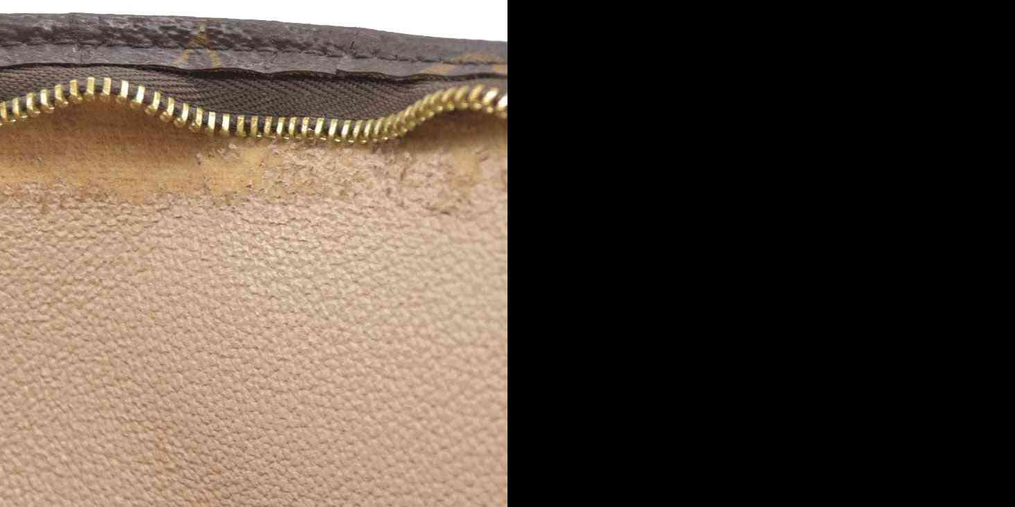 $1070 Louis Vuitton Monogram Toiletry 26