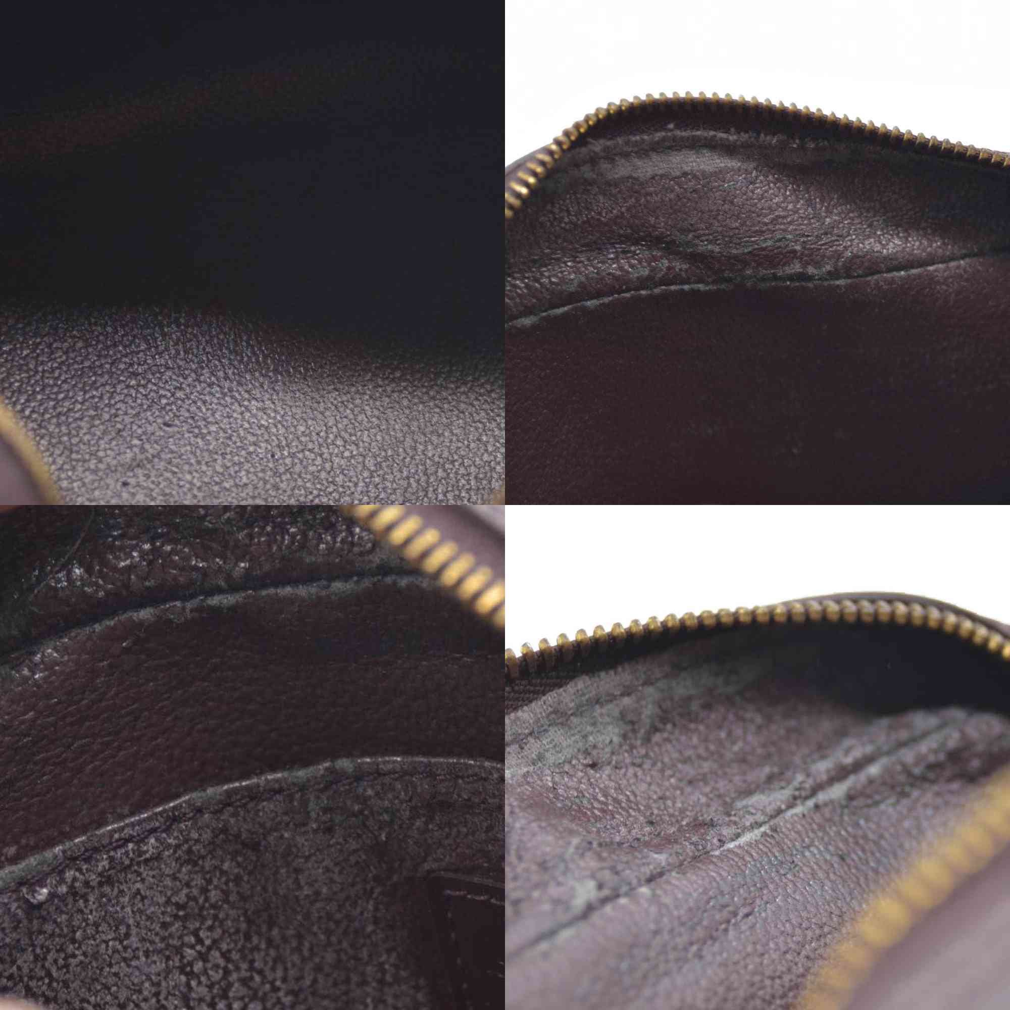 Louis Vuitton  Taiga Trousse Toilette PM Acajou