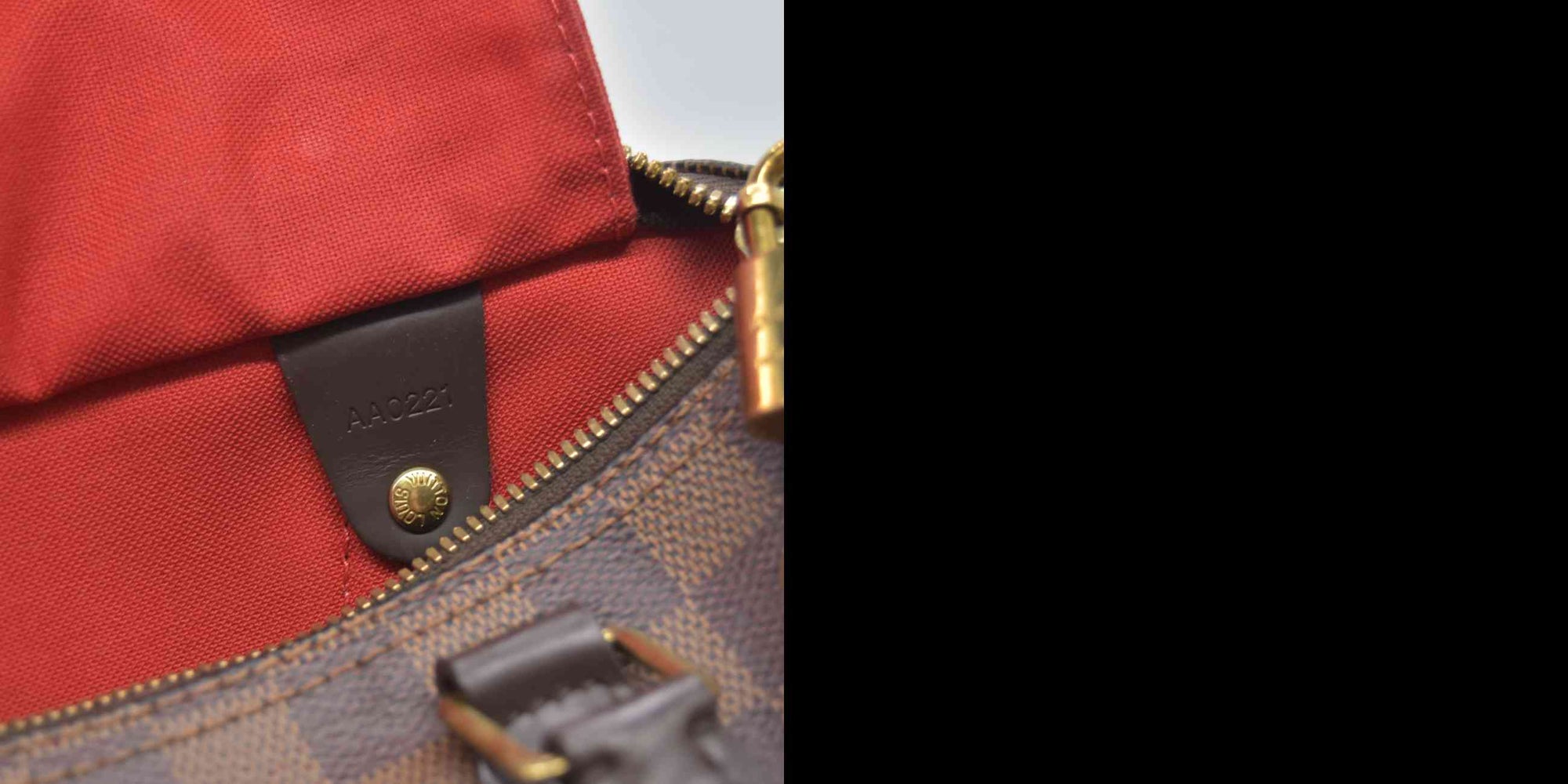$1980 LOUIS VUITTON Damier Ebene Speedy Bandouliere 25 AA0221