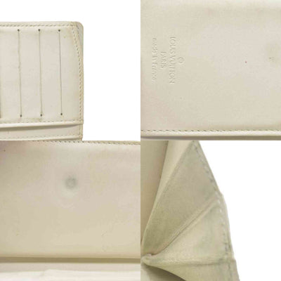 $935 Louis Vuitton 2005 Monogram Vernis French Purse