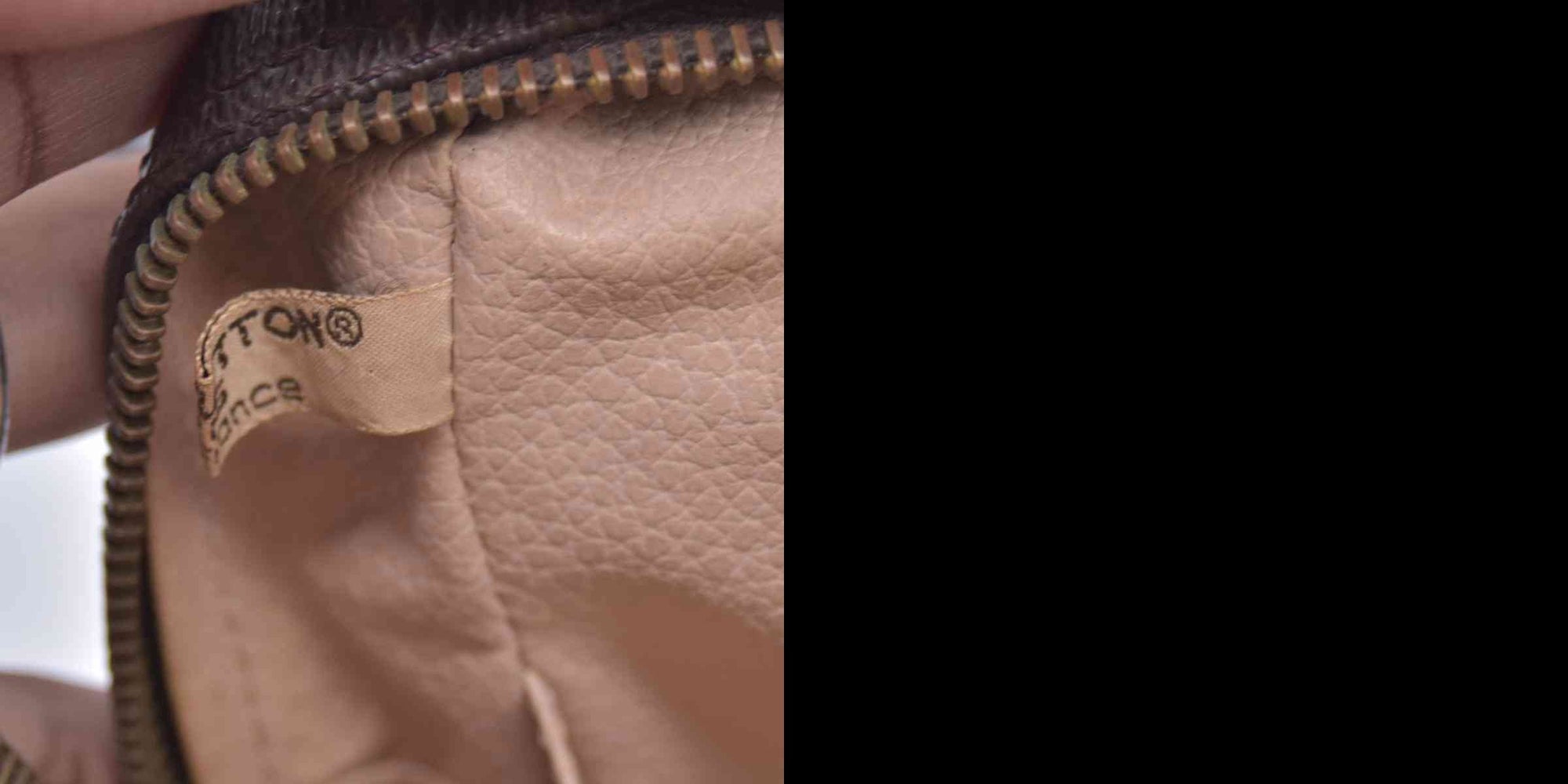 $620 1982 Louis Vuitton Monogram Trousse Toilette 23 872NO 10021252