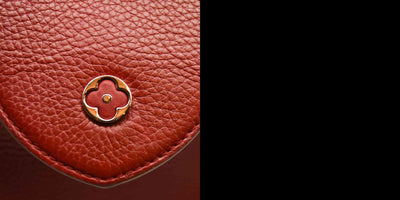 Louis Vuitton  Taurillon Capucines MM Rubis TR5113