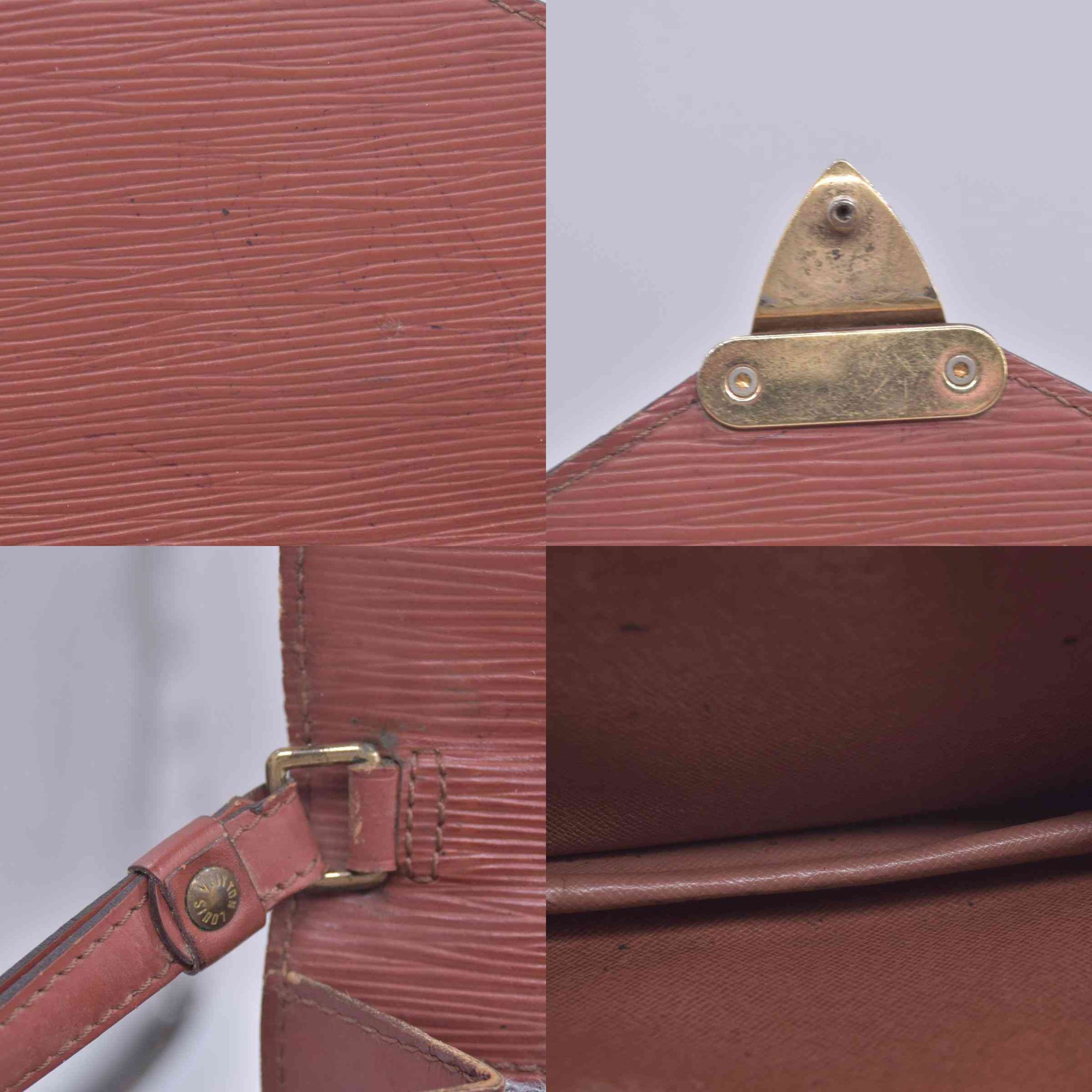 $1080 Louis Vuitton  Epi Leather Pochette Sellier Dragonne 26 10021254