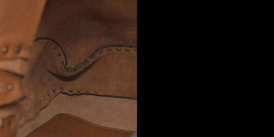 $2275 Valentino Pebbled Calfskin Small Rockstud Flip-Lock Messenger Bag Brown