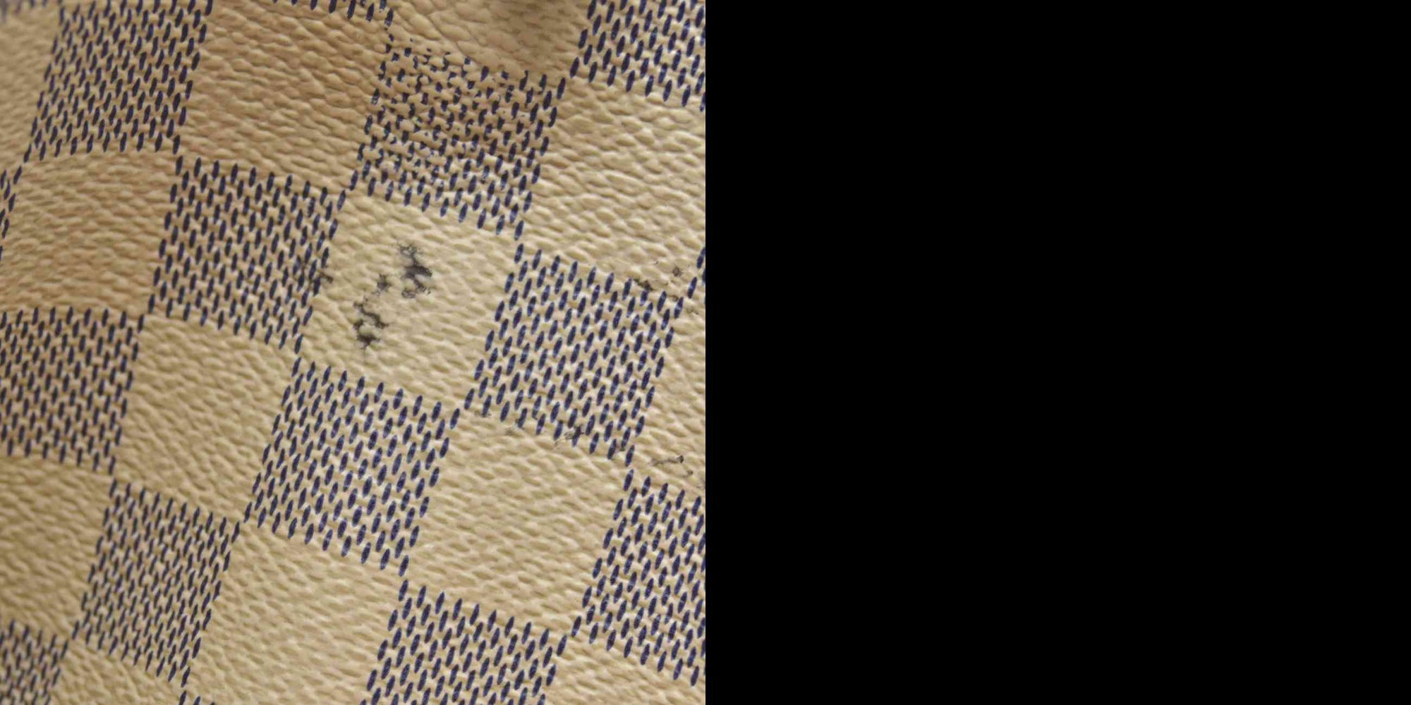 $1270 2010 Louis Vuitton Damier Azur Totally PM AR1130