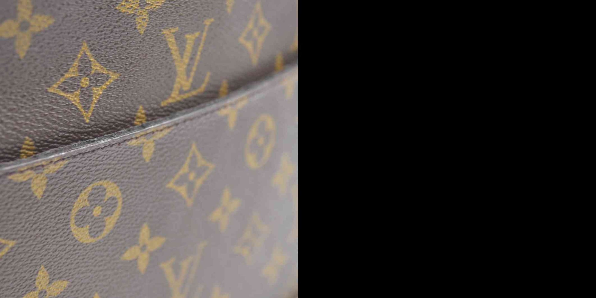 CONSIGNMENT AUCTION $1050 Louis Vuitton  Monogram Pochette Homme