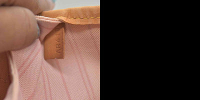 $2170 2019 Louis Vuitton Damier Azur Neverfull MM Rose Ballerine AR4109