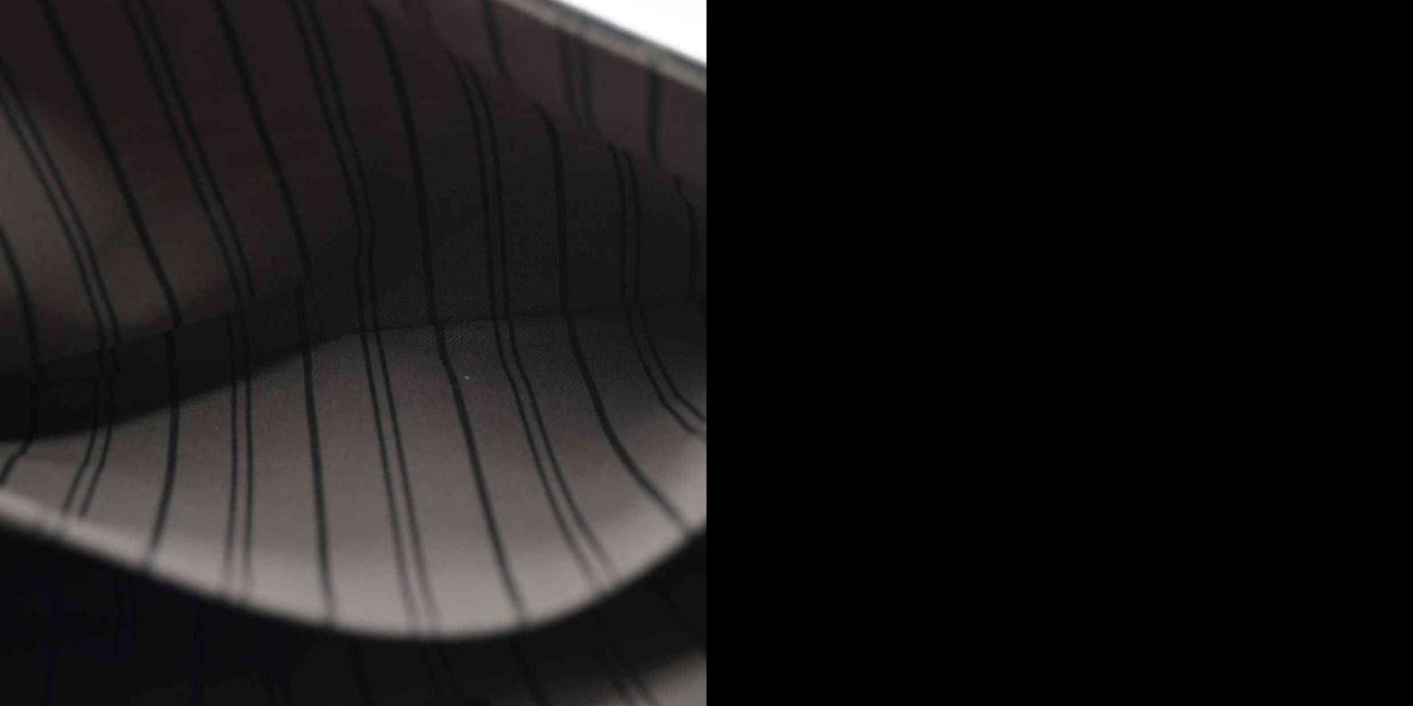 $3000 Louis Vuitton  Empreinte Pochette Metis Black