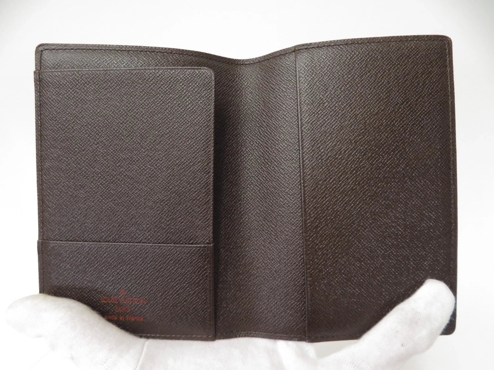 $400 1998 Louis Vuitton Damier Ebene Passport Cover MI0998