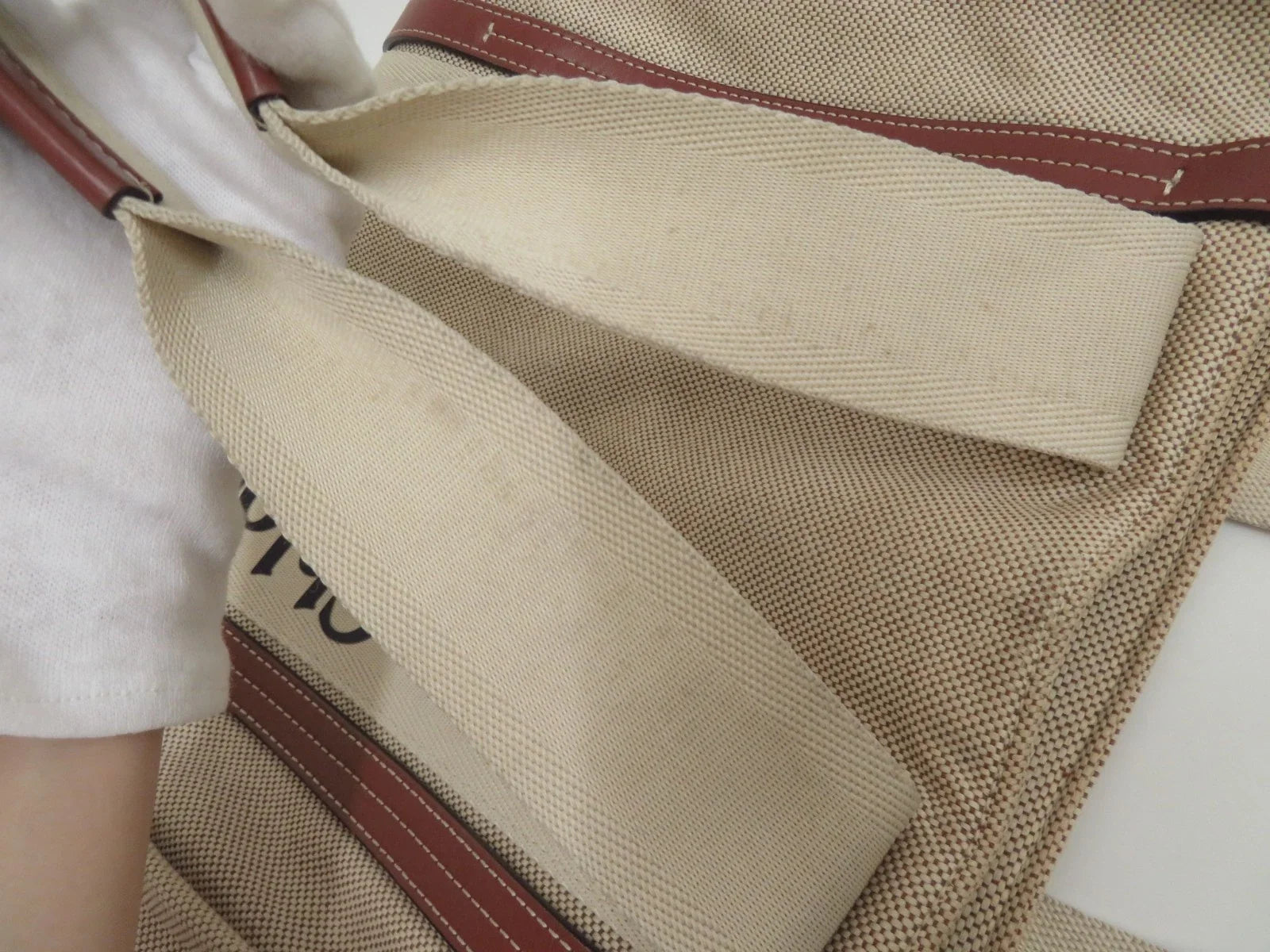 $1250 CHLOE Woody Medium Canvas Leather Tote Shoulder Bag