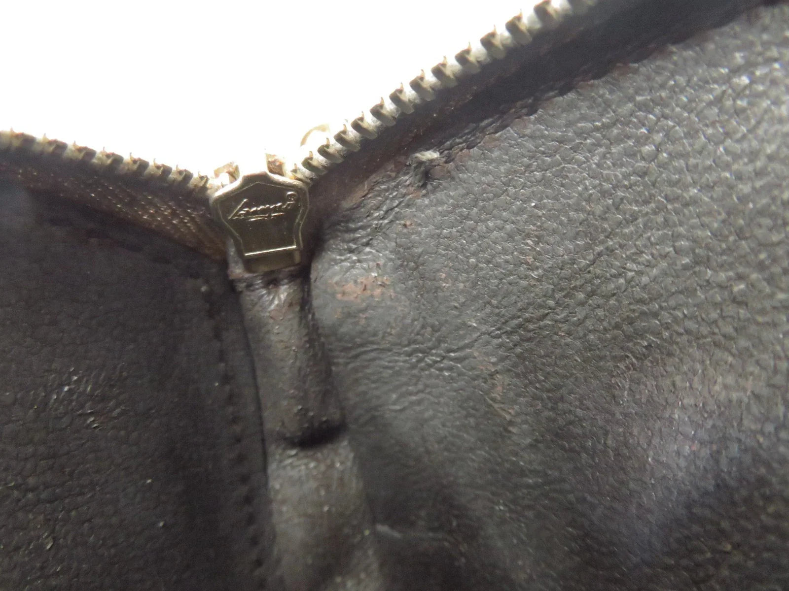 $520 GUCCI Guccissima Leather Coin Purse Compact Wallet