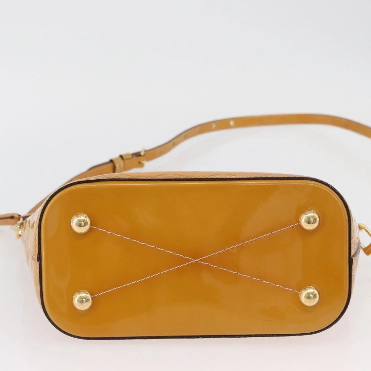 $1560 2014 LOUIS VUITTON Vernis Montebello PM Dune DR2194