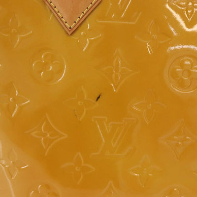 $1560 2014 LOUIS VUITTON Vernis Montebello PM Dune DR2194