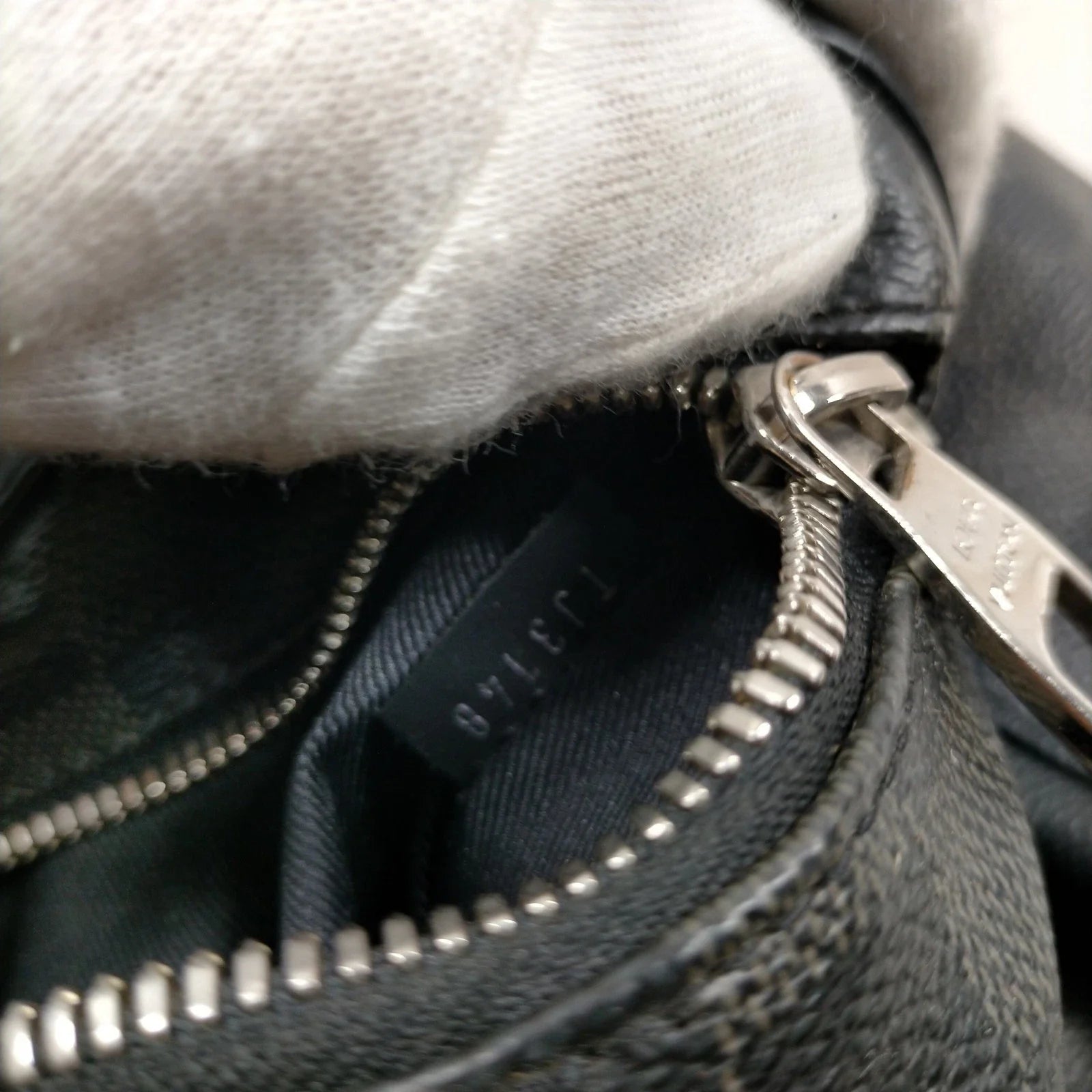 PRE-ORDER Louis Vuitton Back Pack Bag Josh Black Damier Graphite TJ3148