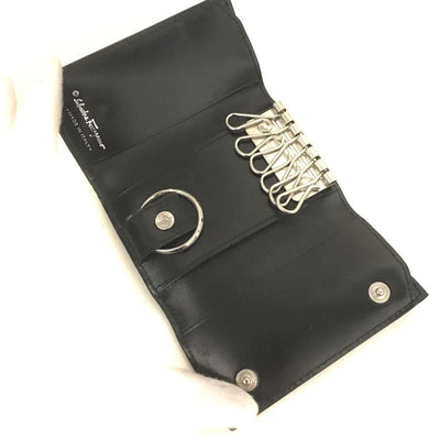 Salvatore Ferragamo Gancini Leather 6 Ring Key Case Black