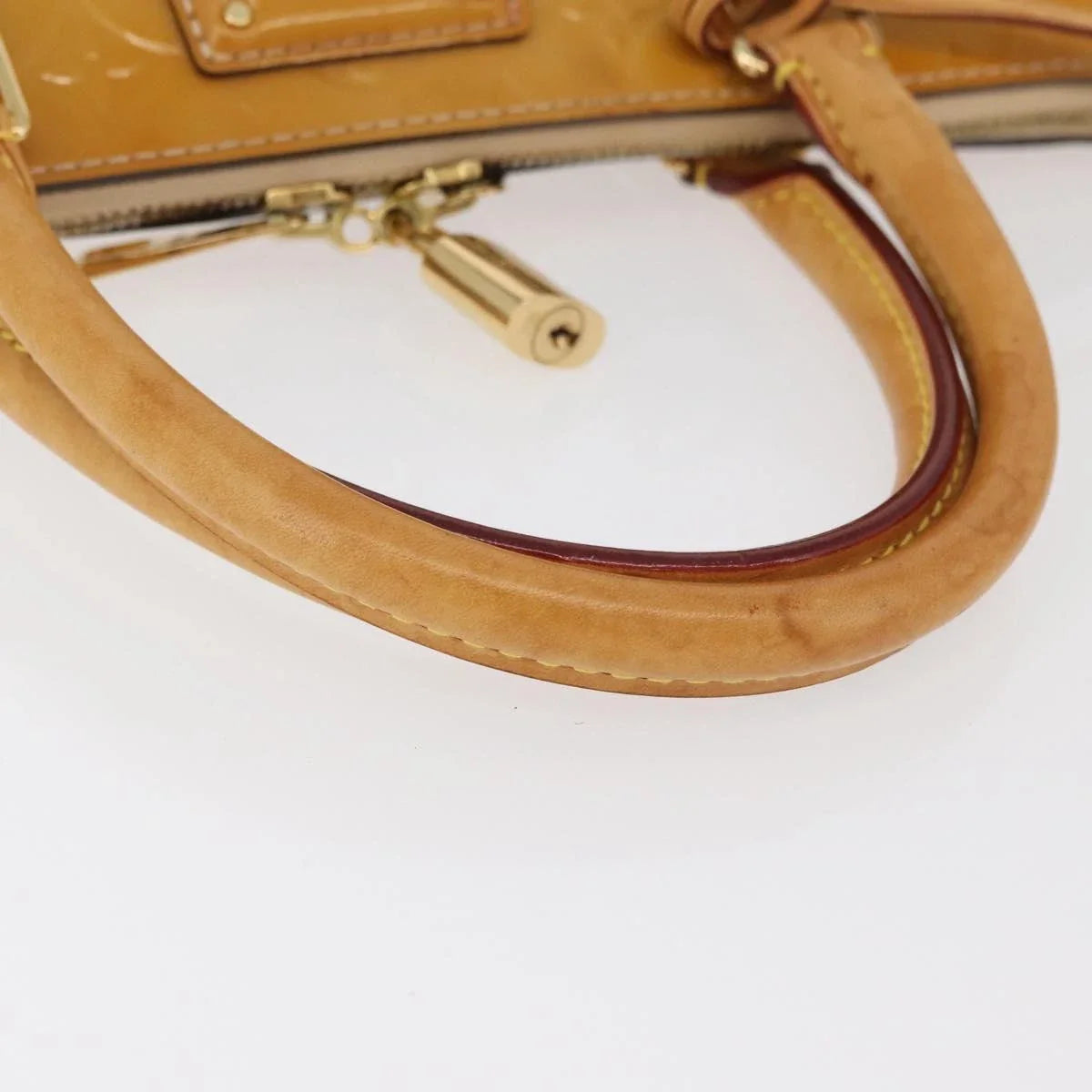 $1560 2014 LOUIS VUITTON Vernis Montebello PM Dune DR2194