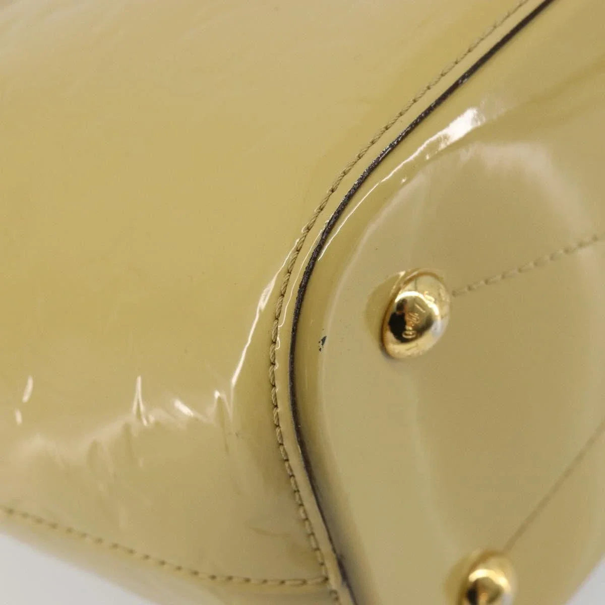 $1560 2014 LOUIS VUITTON Vernis Montebello PM Dune DR2114