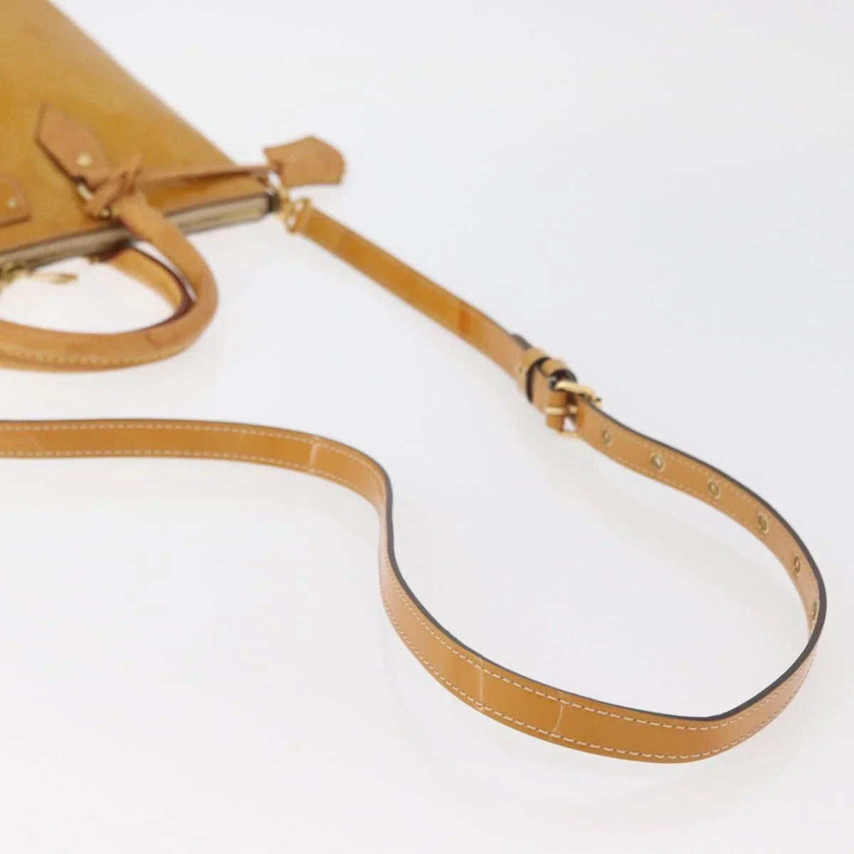 $1560 2014 LOUIS VUITTON Vernis Montebello PM Dune DR2194