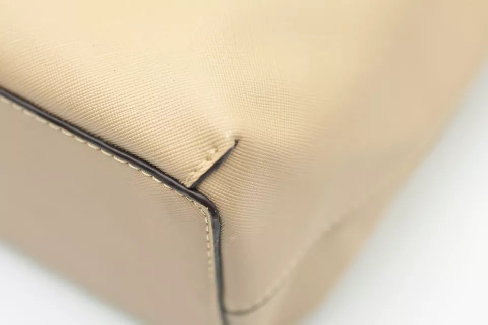 PRE-ORDER  Burberry  Grainy Calfskin Haymarket Check Medium Reversible Tote Camel