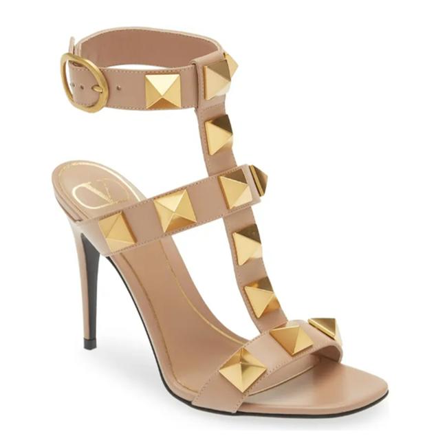 NEW Valentino Beige Roman Stud T-strap Sandal Eu 36 Pumps