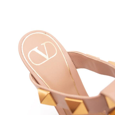 NEW Valentino Beige Roman Stud T-strap Sandal Eu 36 Pumps