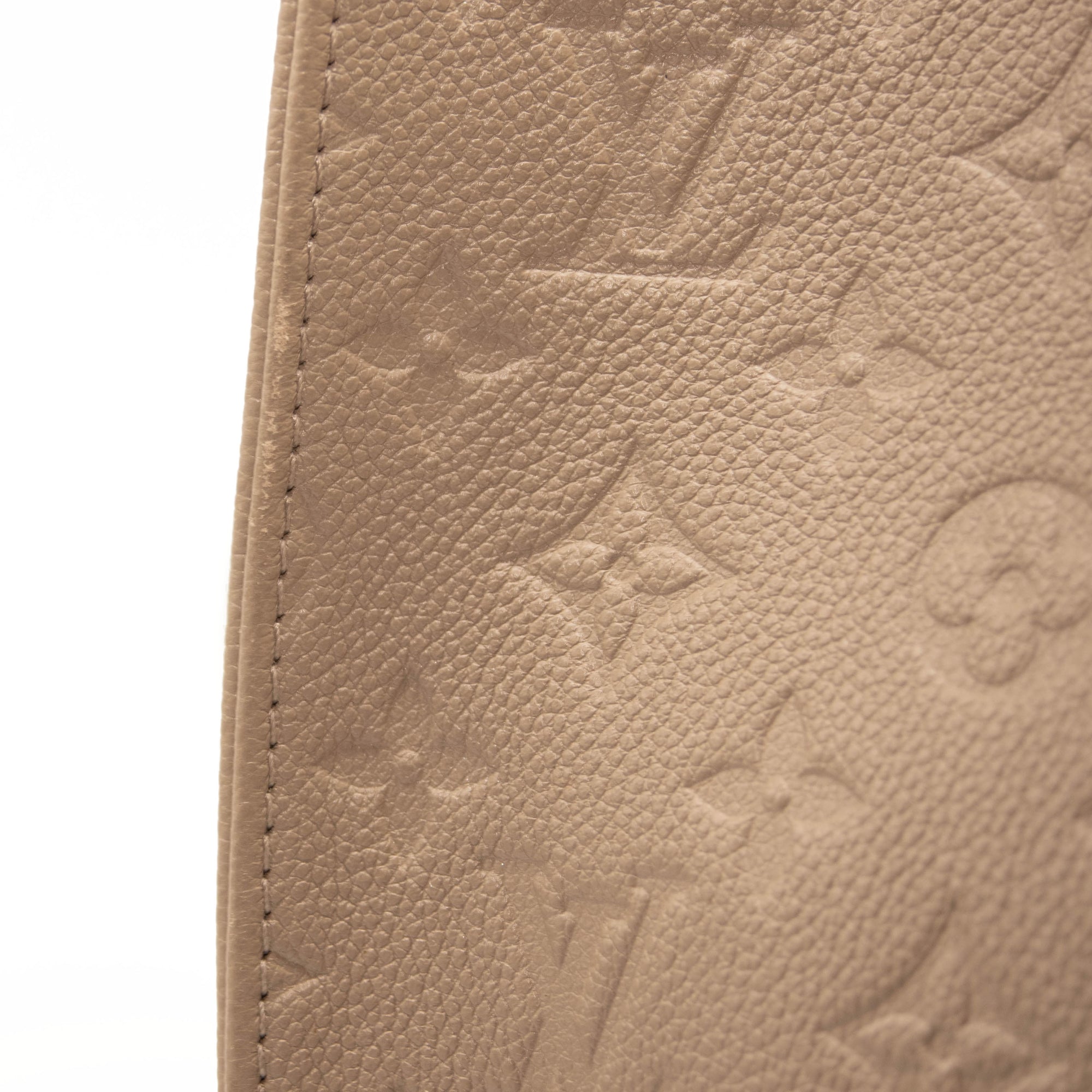 Louis Vuitton Empreinte Monogram Giant Onthego MM Tourterelle