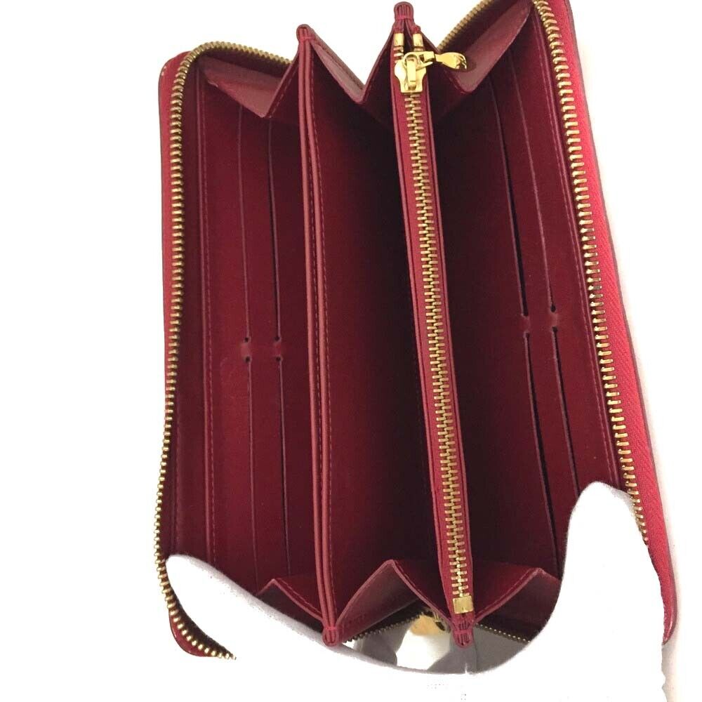 LOUIS VUITTON Vernis Zippy Wallet Pomme D'Amour CA4152