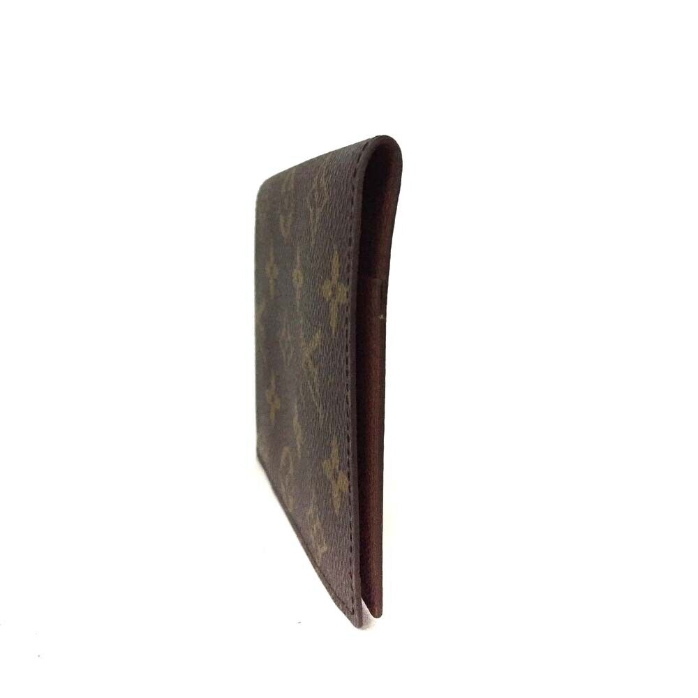 LOUIS VUITTON Monogram Passport Cover