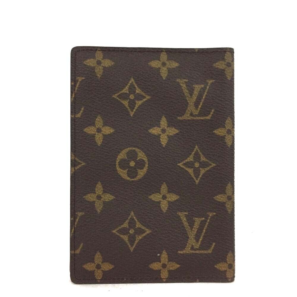 LOUIS VUITTON Monogram Passport Cover