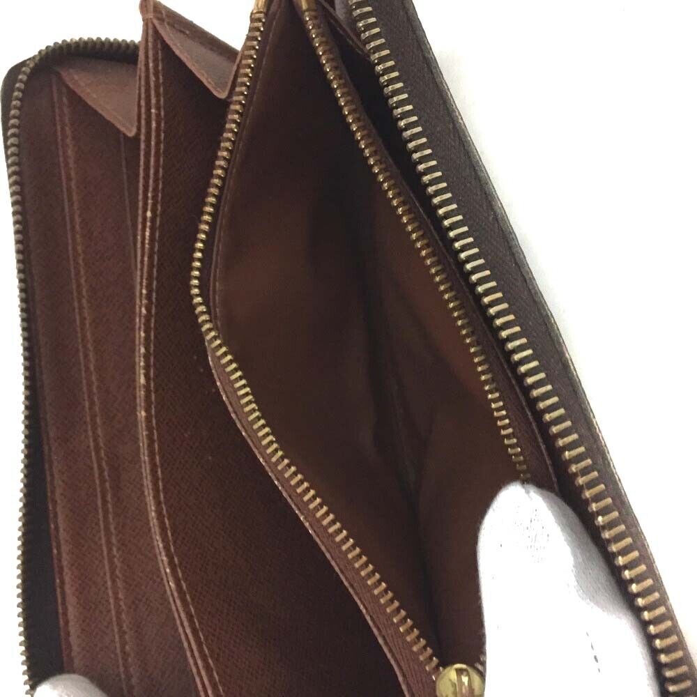 LOUIS VUITTON Monogram Zippy Wallet CA3130