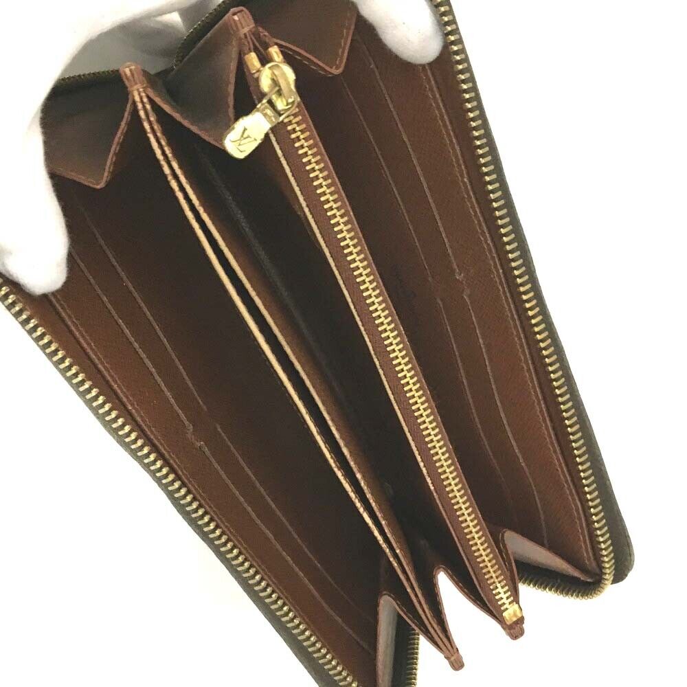 LOUIS VUITTON Monogram Zippy Wallet CA2161