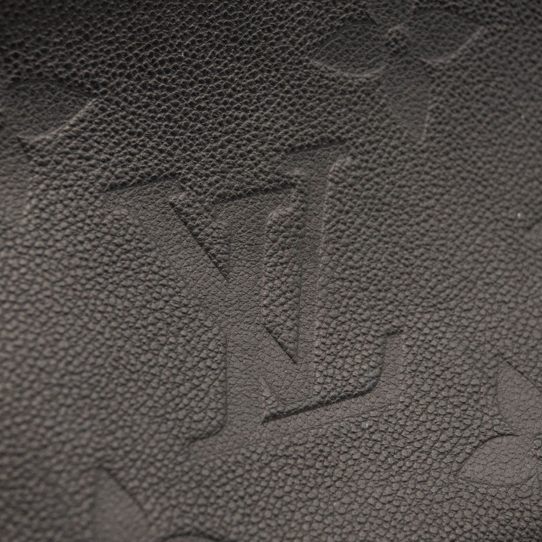 LOUIS VUITTON Empreinte Monogram Giant Neverfull MM Pochette Black