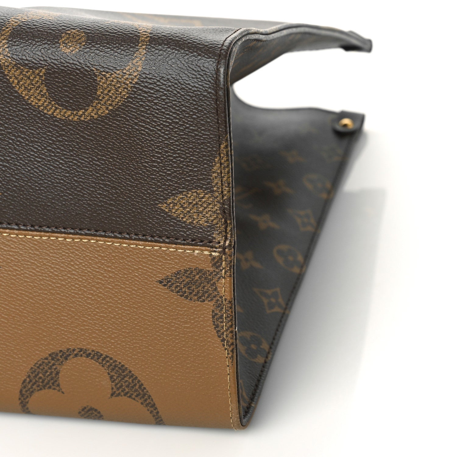 LOUIS VUITTON Reverse Monogram Giant Onthego GM