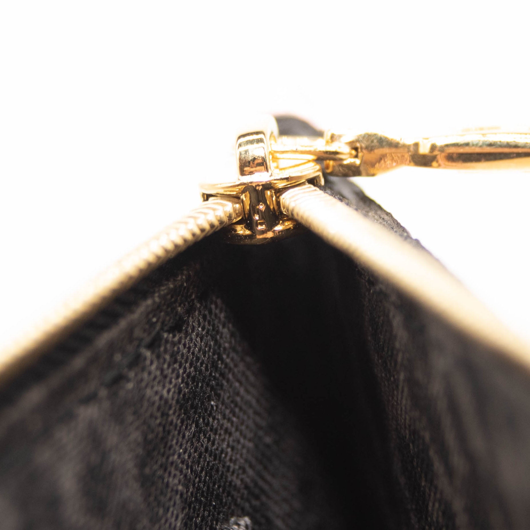 Louis Vuitton Monogram Giant Wild At Heart Neverfull MM Pochette Black