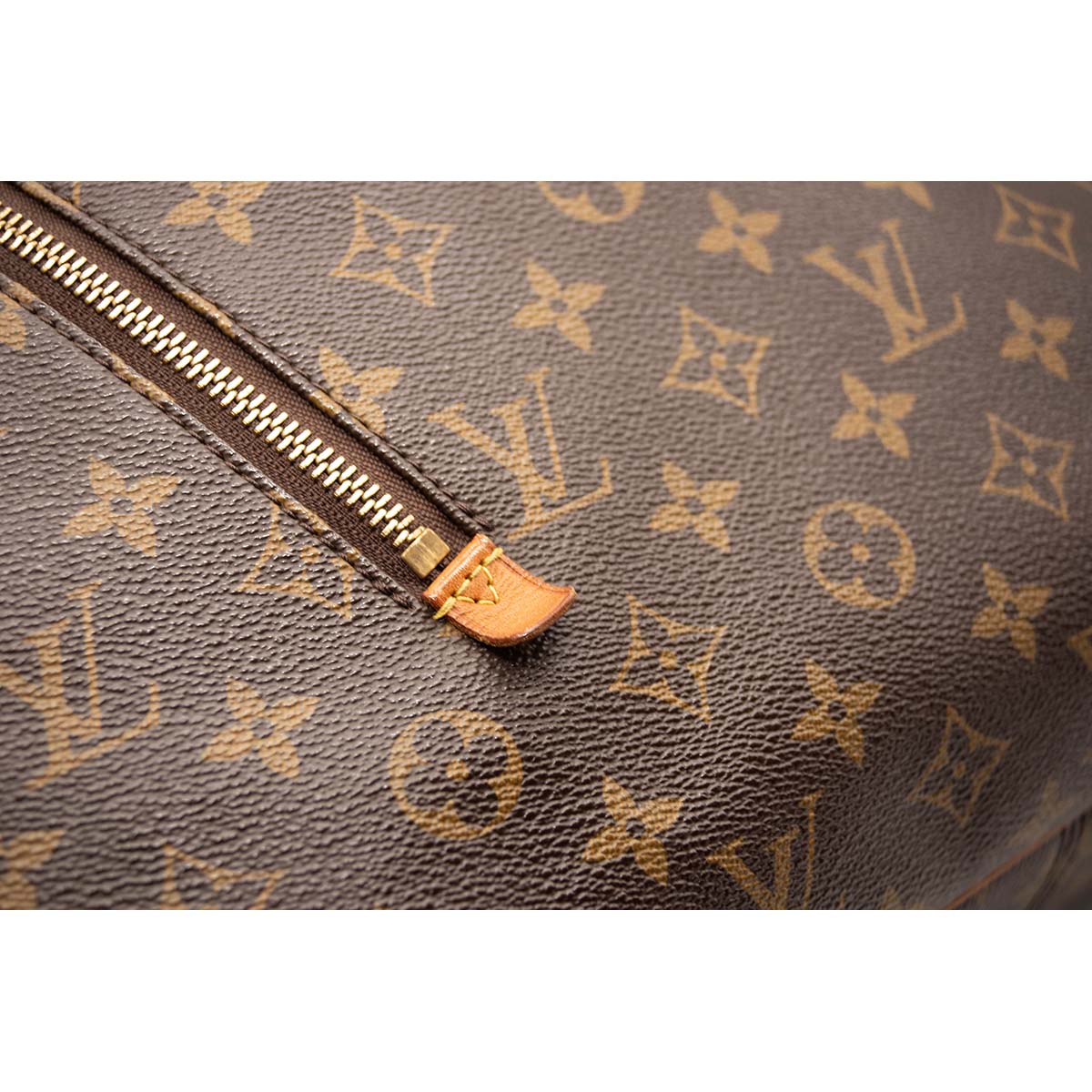 This gorgeous Louis Vuitton Delightful Pochette is now available