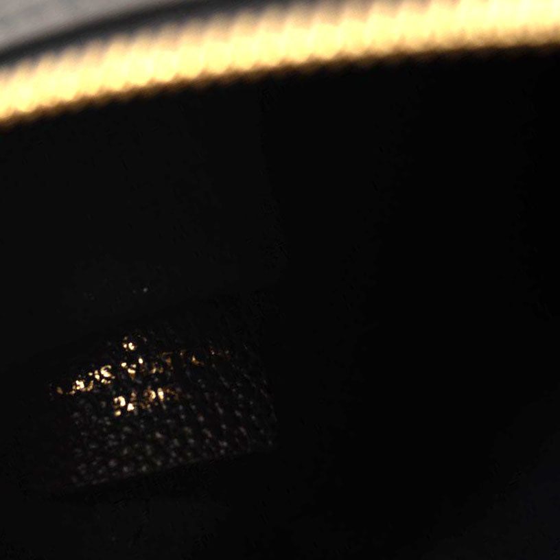 LOUIS VUITTON Empreinte Monogram Giant Neverfull MM Pochette Black