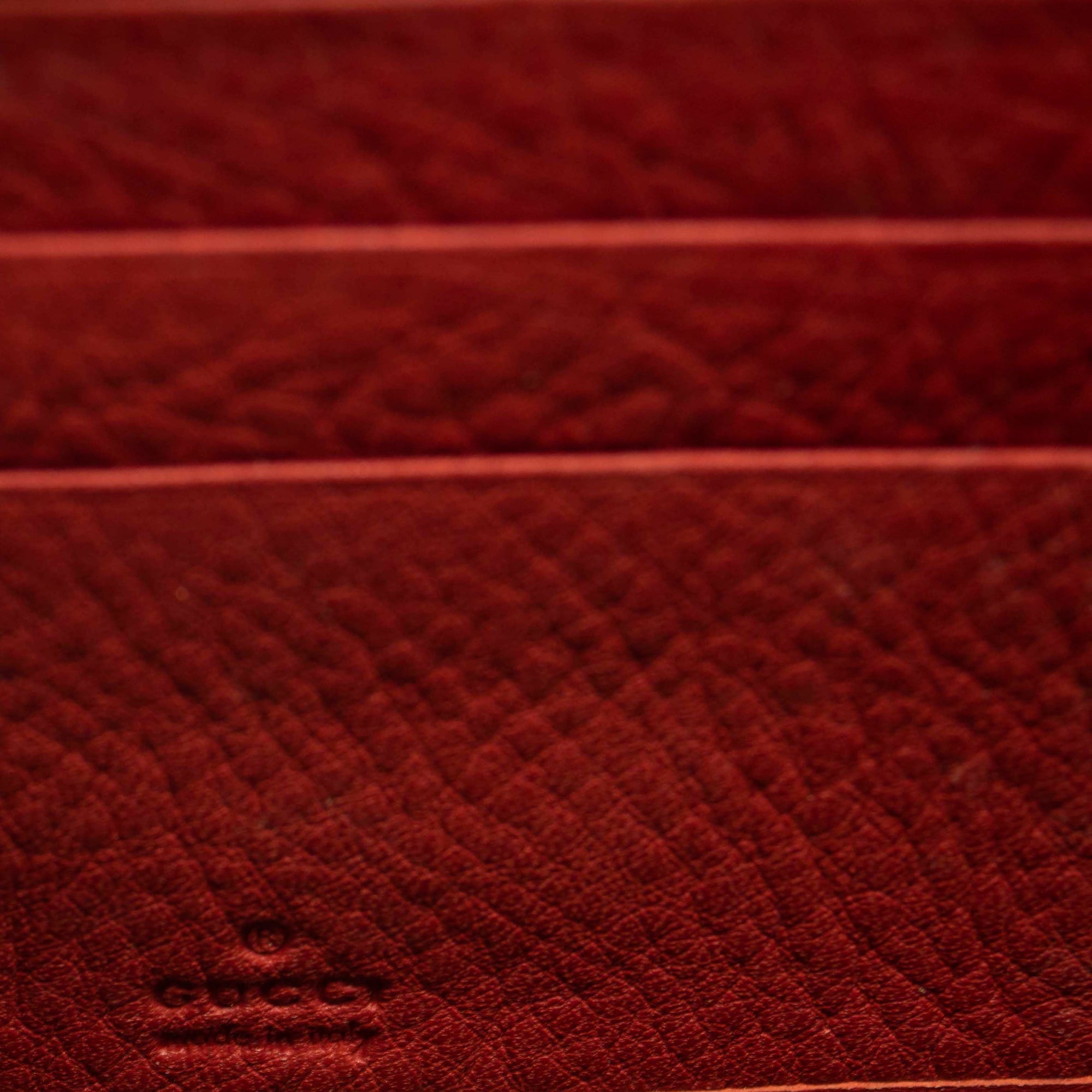 Gucci Pebbled Calfskin Soho Zip Around Wallet Red Burnt Orange