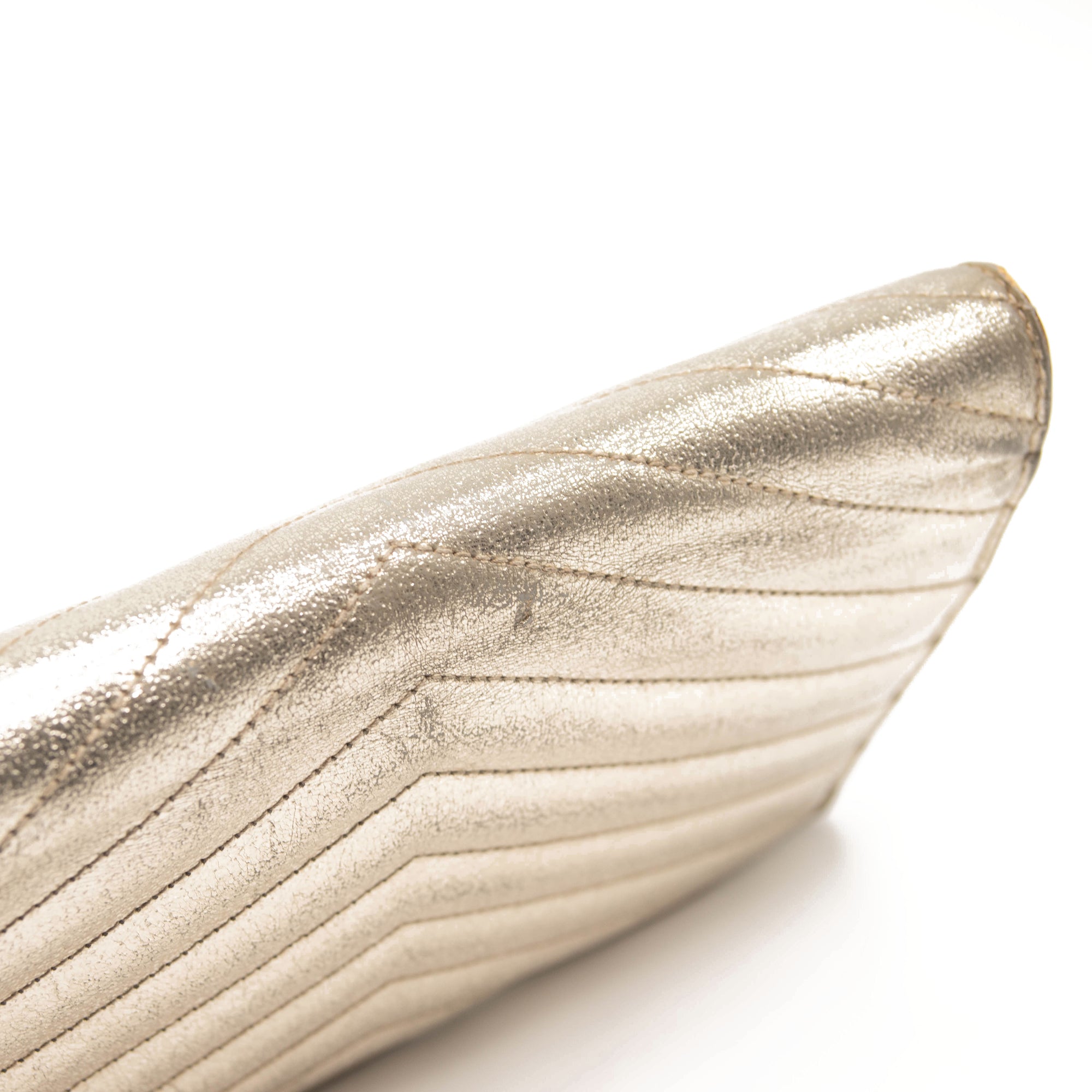 Saint Laurent Grain De Poudre Matelasse Chevron Monogram Envelope Chain Wallet Gold