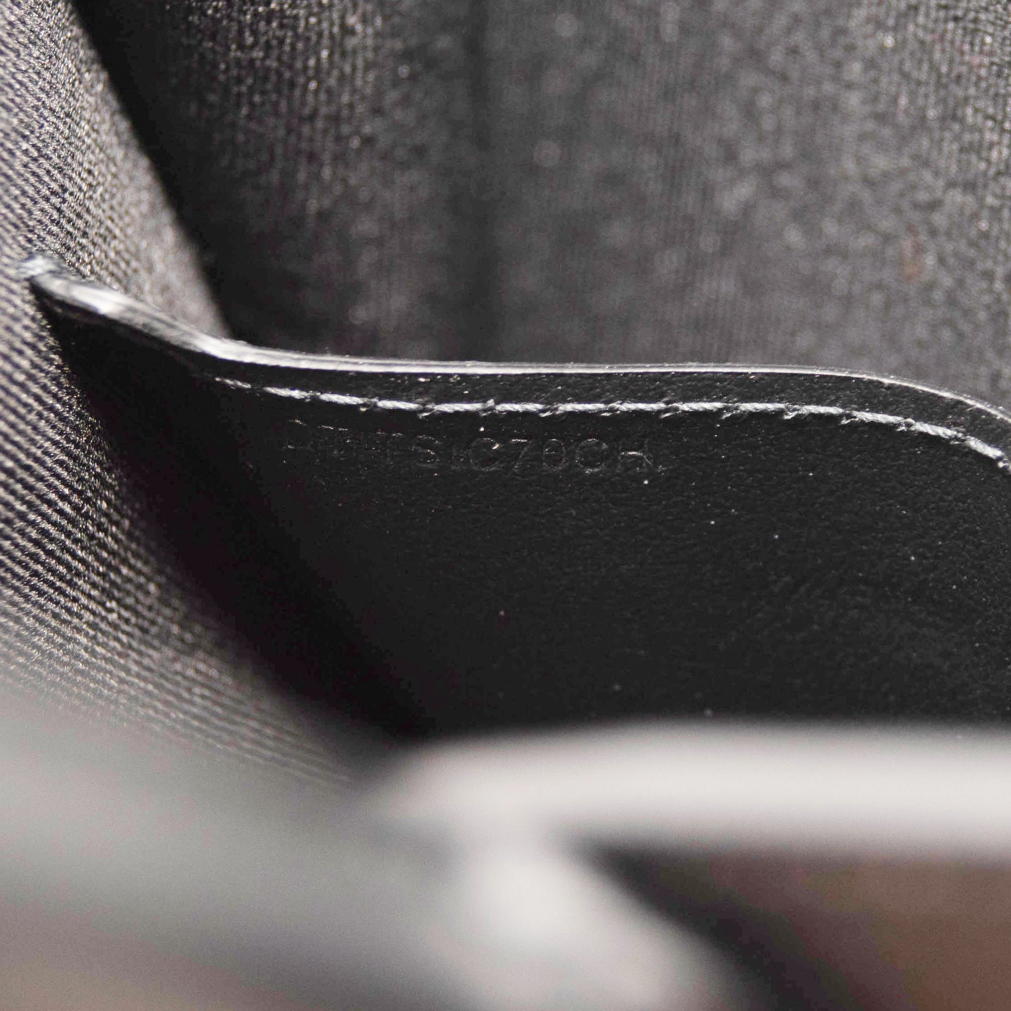 NEW Burberry Denny check-print messenger bag