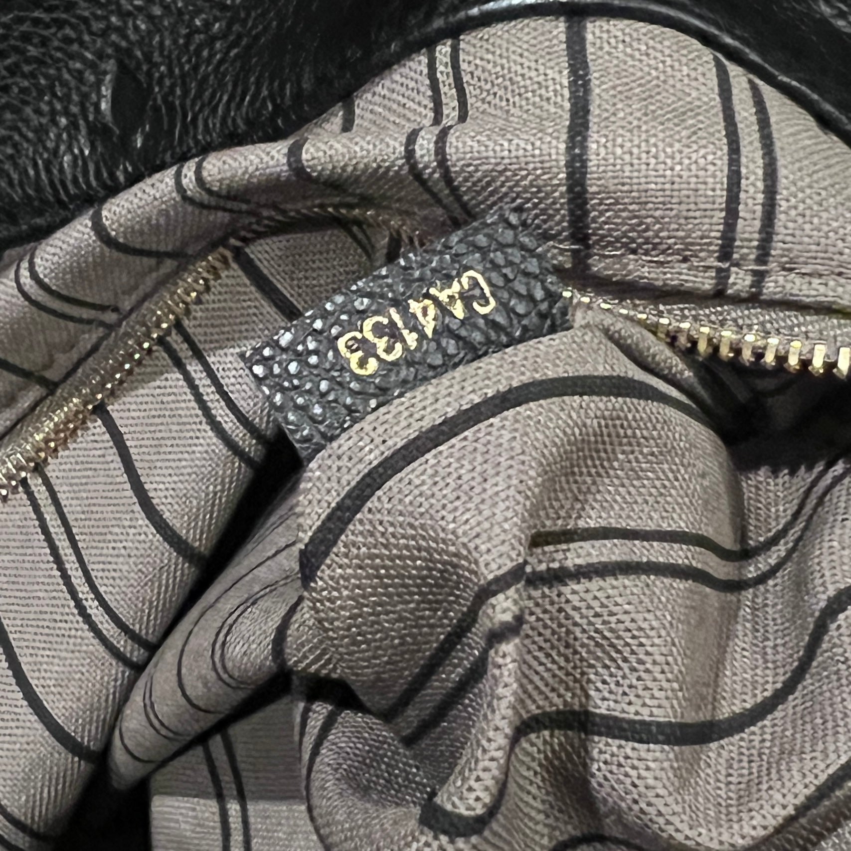 Preloved Louis Vuitton Monogram Black Empreinte Leather Double Zip