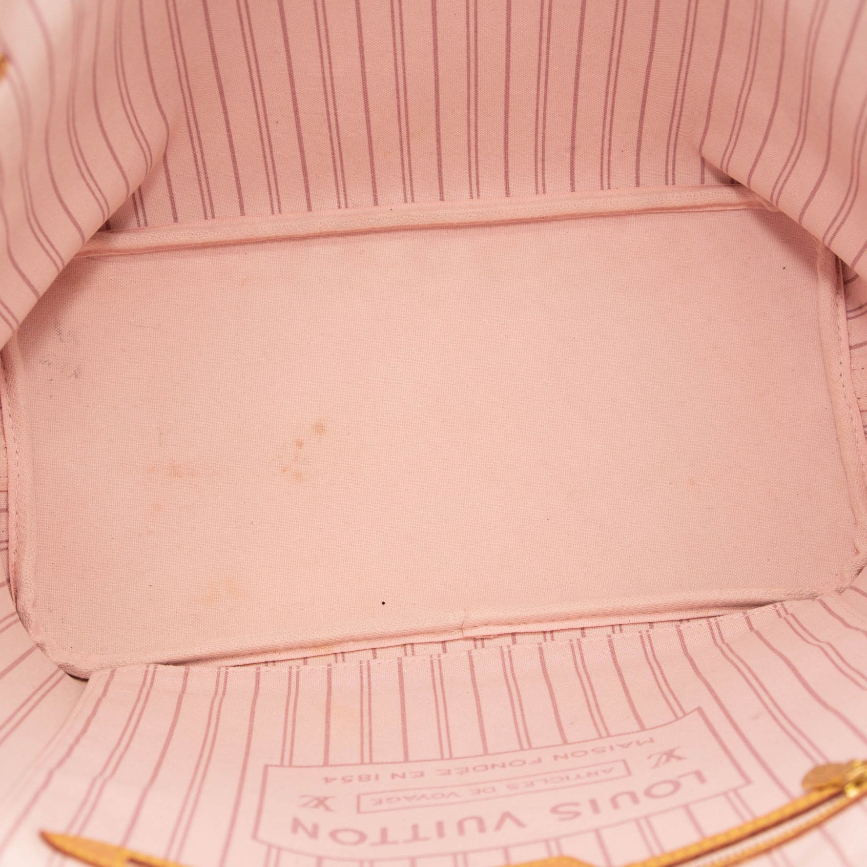 LOUIS VUITTON Monogram Saint Tropez V Neverfull MM in Rose Ballerine